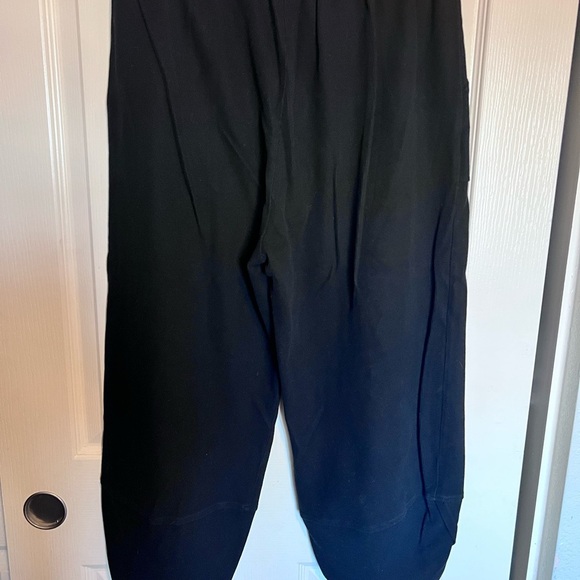 Corded Barrel Pants With Cute Bottom - Picture 3 of 5